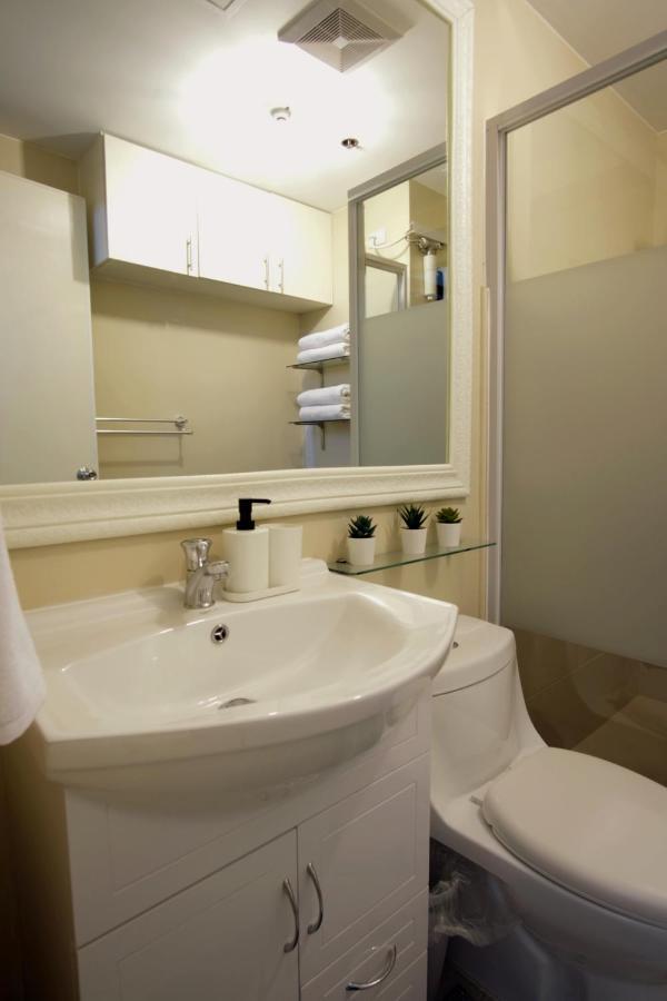 Spacious 2 Bedroom Condo Unit For Rent Илоило Экстерьер фото